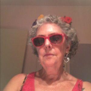 Meet your Posher, Anielle